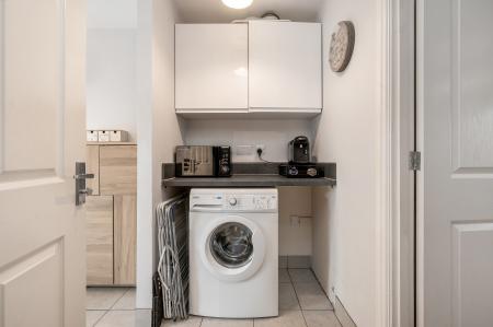 2 bedroom Semi-detached house for sale in Mistley Close, Barleythorpe