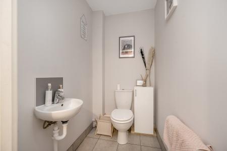 2 bedroom Semi-detached house for sale in Mistley Close, Barleythorpe