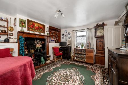 3 bedroom Semi-detached house for sale in Seaton Road, Barrowden