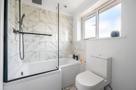 5 bedroom Semi-detached house for sale in Welland Way, Oakham