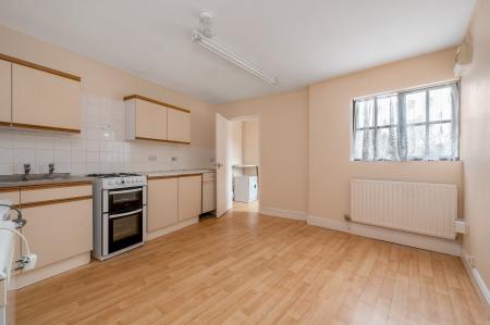 2 bedroom End of terrace house for sale in White Lion Gardens, Oakham
