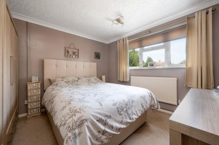 2 bedroom Maisonette for sale in Willow Crescent, Oakham