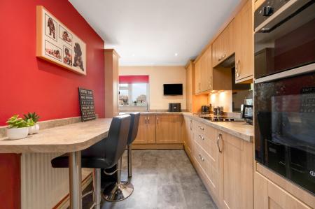 2 bedroom Maisonette for sale in Willow Crescent, Oakham