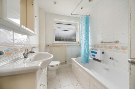 2 bedroom Bungalow for sale in Heath Drive, Cottesmore