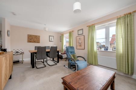 2 bedroom Character Property to let in Holbrook Way, Barleythorpe