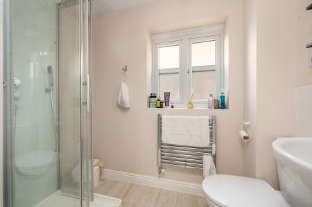 2 bedroom Character Property to let in Holbrook Way, Barleythorpe