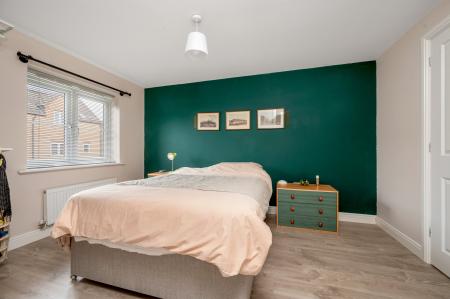 2 bedroom Character Property to let in Holbrook Way, Barleythorpe