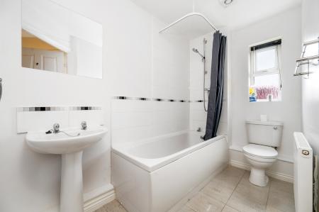 2 bedroom Apartment to let in The Sidings, Oakham