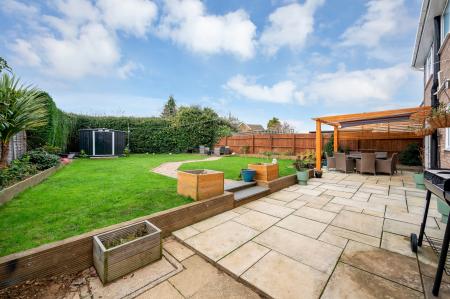 5 bedroom Detached house for sale in Balmoral Road, Oakham