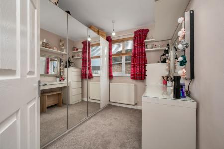 5 bedroom Detached house for sale in Balmoral Road, Oakham