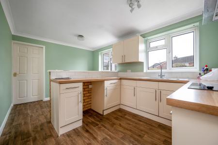 4 bedroom Detached house for sale in Edmonton Way, Oakham