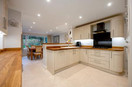 4 bedroom Detached house for sale in Livingstone Close, Oakham