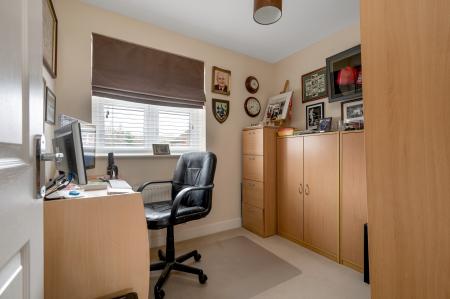 4 bedroom Detached house for sale in Aintree Avenue, Barleythorpe