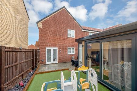 3 bedroom Semi-detached house for sale in Tollesbury Avenue, Barleythorpe