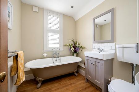 3 bedroom Character Property for sale in Wood Lane, Braunston