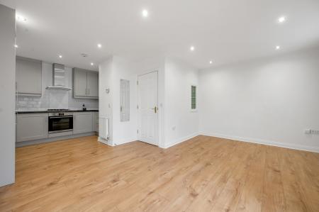 2 bedroom Town house to let in Furley Court, Oakham, LE15