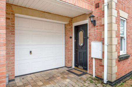 2 bedroom Town house to let in Furley Court, Oakham, LE15