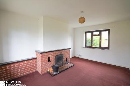 3 bedroom Semi-detached house for sale in Burden Crescent, Retford, DN22