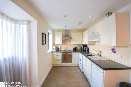 2 bedroom Flat for sale in Carolgate Court, Retford, DN22