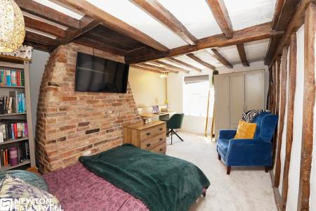 4 bedroom Detached house for sale in Great North Road, Gamston, DN22