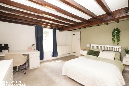 4 bedroom Detached house for sale in Great North Road, Gamston, DN22