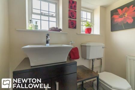 5 bedroom Detached house for sale in Hallcroft Road, Retford, DN22