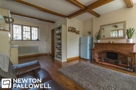 5 bedroom Detached house for sale in Hallcroft Road, Retford, DN22