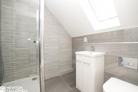 4 bedroom Semi-detached house for sale in Elkesley