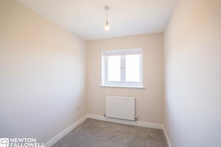 4 bedroom Semi-detached house for sale in Elkesley