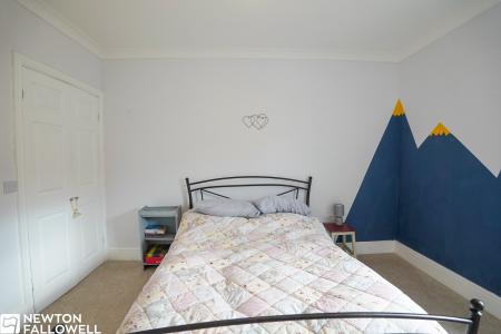 2 bedroom Terraced House for sale in Hind Street, Retford, DN22