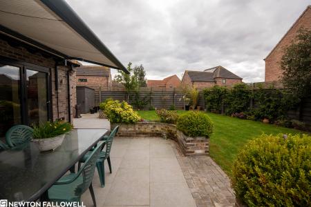 5 bedroom Detached house for sale in Idle Valley Road, Retford, DN22