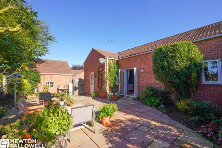3 bedroom Detached bungalow for sale in Machin Close, Newark, NG22