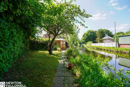 5 bedroom Terraced House for sale in Nelson Street, Retford, DN22
