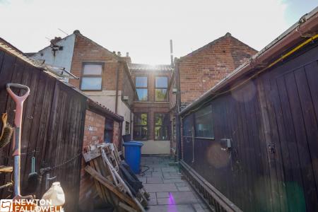 5 bedroom Terraced House for sale in Nelson Street, Retford, DN22