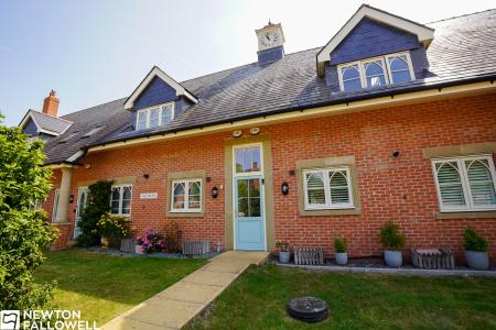 New Court Gardens, Retford, DN22