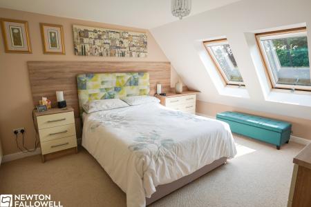 2 bedroom Apartment for sale in New Court Gardens, Retford, DN22