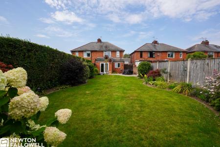 3 bedroom Semi-detached house for sale in Ordsall Road, Retford, DN22