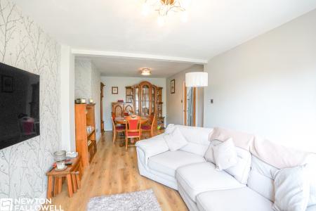 3 bedroom Semi-detached house for sale in Ordsall Road, Retford, DN22