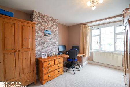 3 bedroom Semi-detached house for sale in Ordsall Road, Retford, DN22