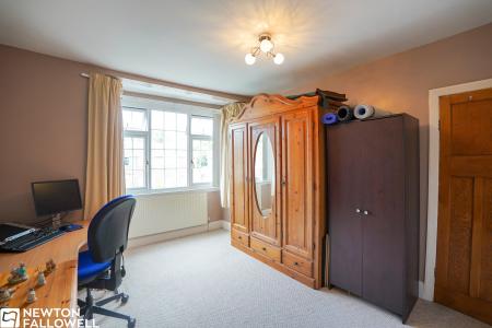 3 bedroom Semi-detached house for sale in Ordsall Road, Retford, DN22