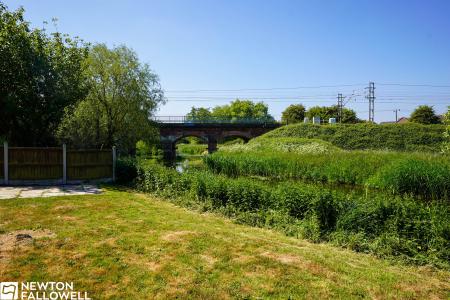 3 bedroom Semi-detached house for sale in Poulter View, Retford, DN22