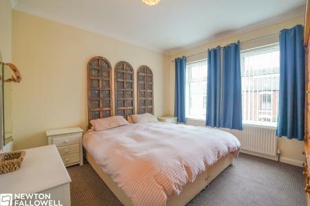 5 bedroom Semi-detached house for sale in Richard Street, Retford, DN22