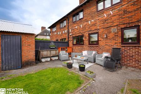 3 bedroom Semi-detached house for sale in Simon Close, Woodbeck, DN22