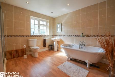 4 bedroom Detached house for sale in South Leverton, Retford, DN22