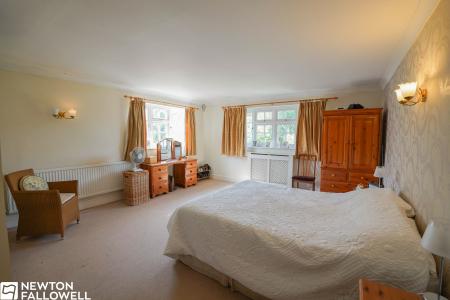 4 bedroom Detached house for sale in South Leverton, Retford, DN22