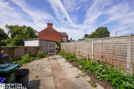 3 bedroom Terraced House for sale in Station Road, Bawtry, DN10
