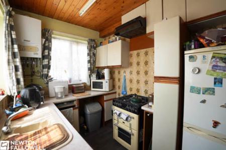 3 bedroom Terraced House for sale in Station Road, Bawtry, DN10