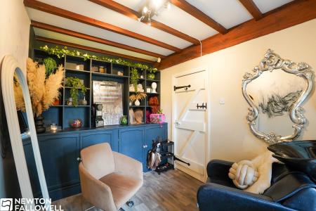 4 bedroom Detached house for sale in Sutton Lane, Sutton cum Lound, DN22