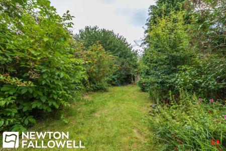 3 bedroom Cottage for sale in Town Street, Lound, DN22