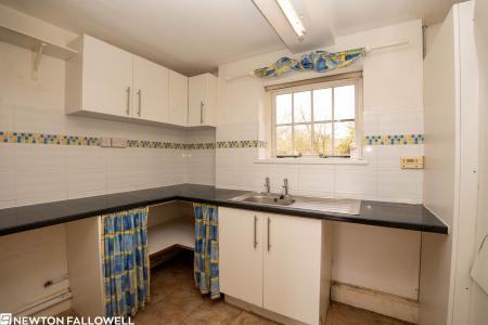 3 bedroom Detached house for sale in Townside, Treswell, DN22